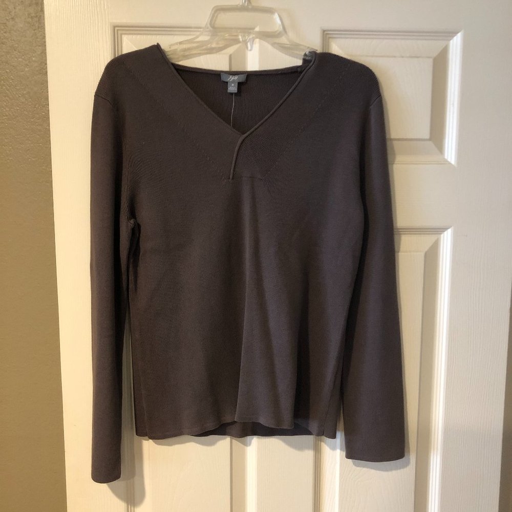 V-Neck sweater
